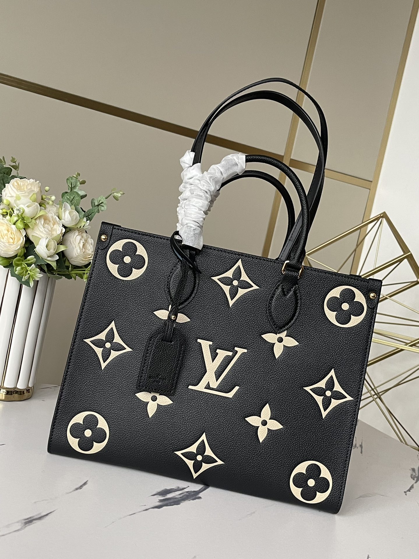 Louis Vuitton Shopping Bags